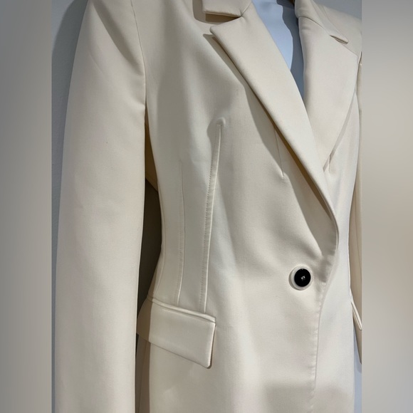 Zara fitted ivory Blazer Jacket⭐️Limited Edition ⭐️ - Picture 10 of 16